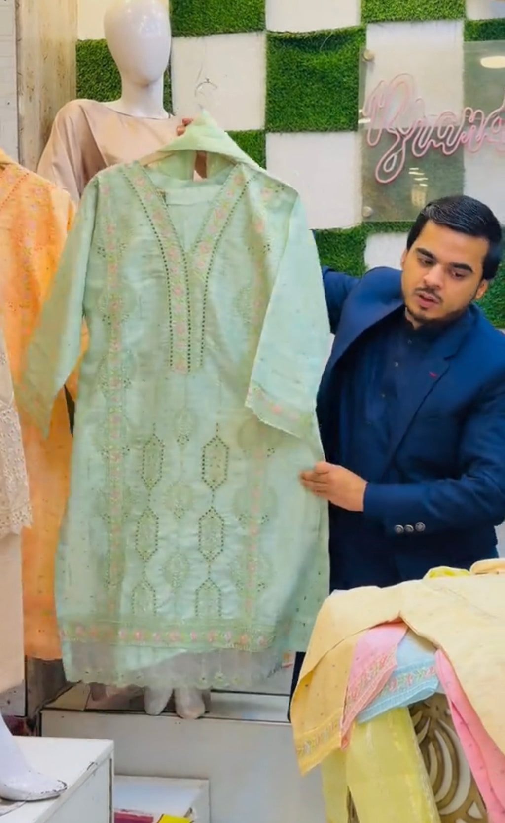 EMBROIDERED BORING STITCHED 3PCS DRESS