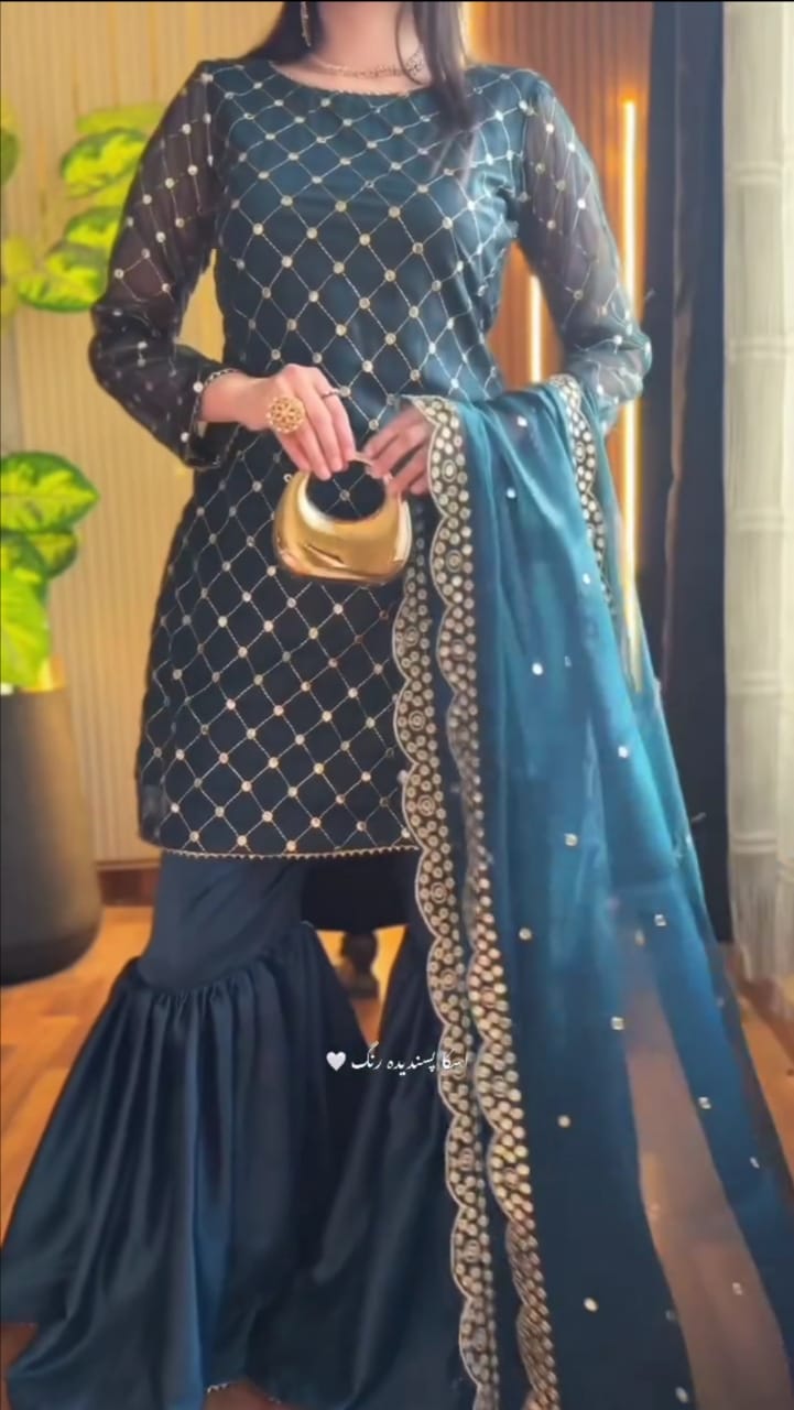 Signature Designer 3-Piece Outfit