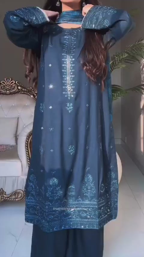 Elegant Embroidered 3-Piece Suit